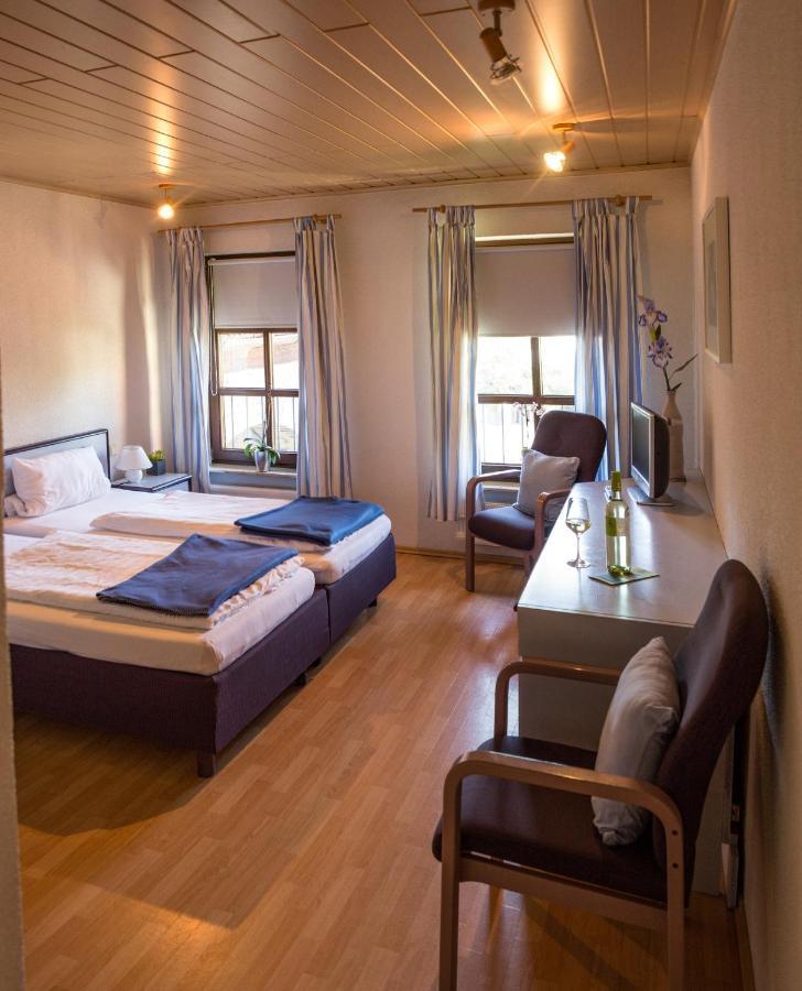 Weingut Knauer Apartment ดัทเทลบาค ภายนอก รูปภาพ