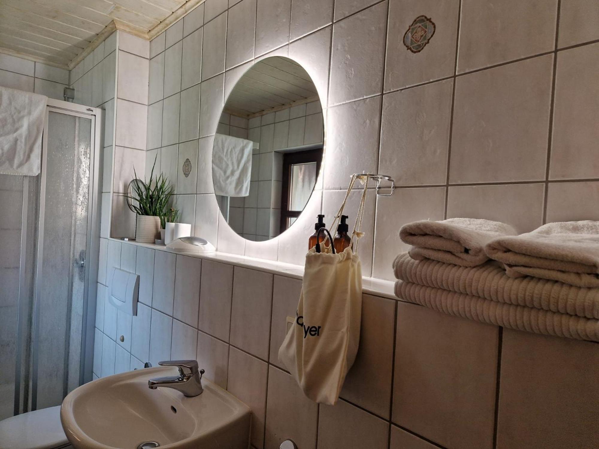 Weingut Knauer Apartment ดัทเทลบาค ภายนอก รูปภาพ